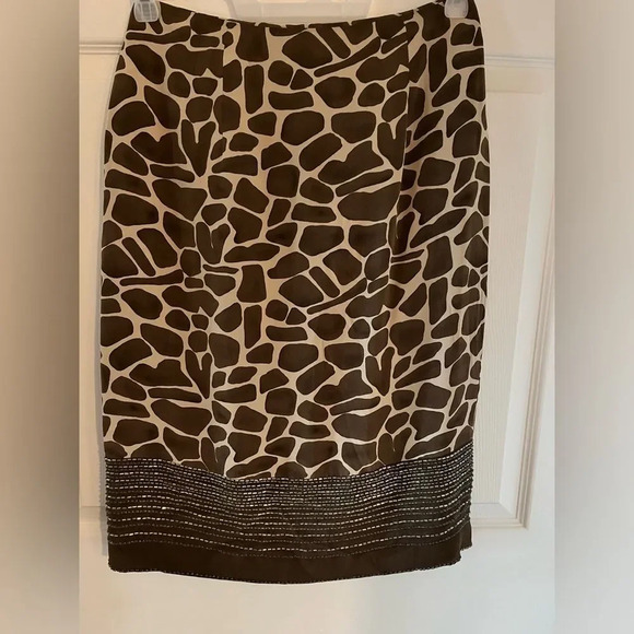 Silk Club Collection Slim Silk Skirt 100% Silk - Picture 1 of 9